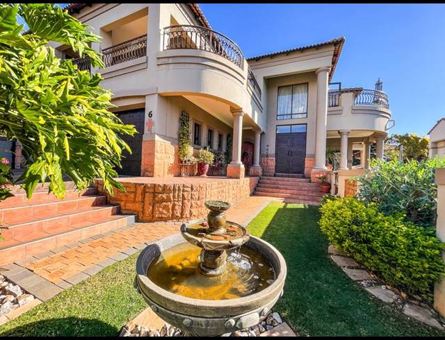 5 BEDROOM HOUSE FOR SALE IN MIDSTREAM ESTATE